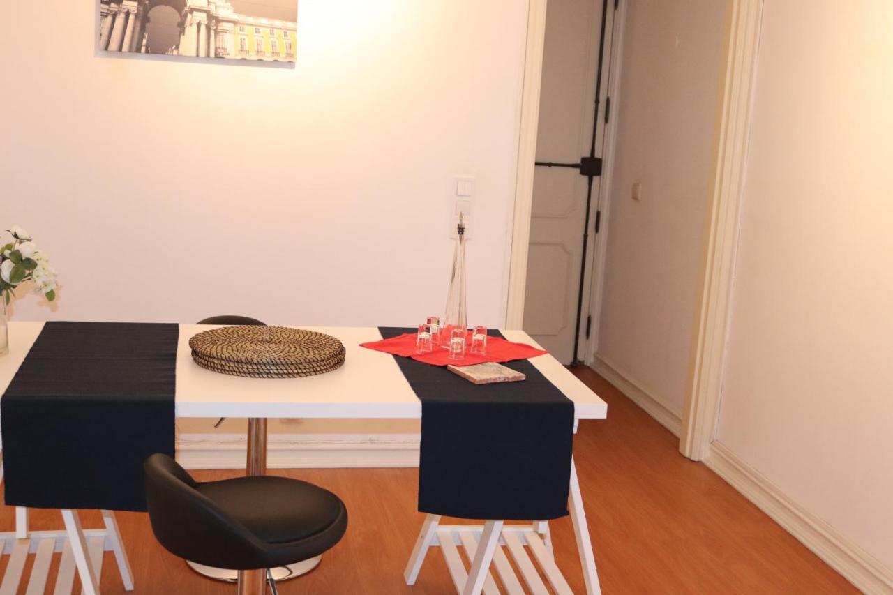Chez Jacqueline Apartment *